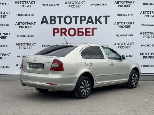 Skoda Octavia II (A5) Рестайлинг с пробегом 2011 года, цена 593 000 рублей, 251000 км, лифтбек, Автокод Объявления