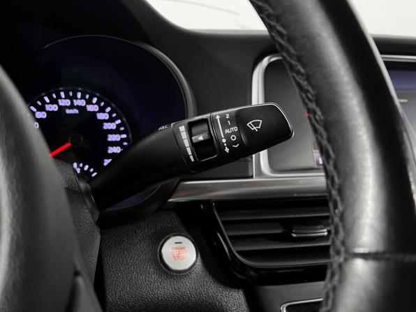 Kia Optima IV Рестайлинг с пробегом 2018 года, цена 1 985 900 рублей, 141550 км, седан, Автокод Объявления