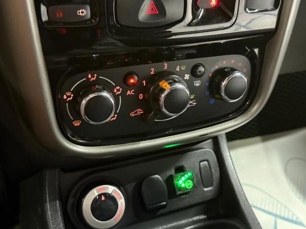 Renault Duster I с пробегом 2014 года, цена 830 000 рублей, 272782 км, внедорожник, Автокод Объявления