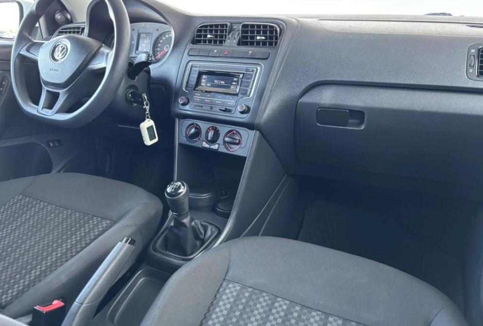 Volkswagen Polo V Рестайлинг Киров  - изображение 12