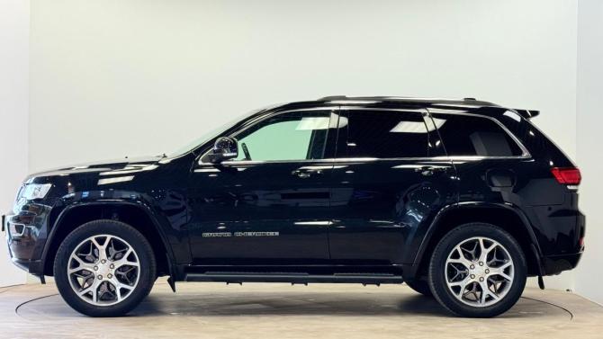 Jeep Grand Cherokee IV (WK2) Рестайлинг с пробегом 2021 года, цена 4 200 000 рублей, 103671 км, внедорожник, Автокод Объявления