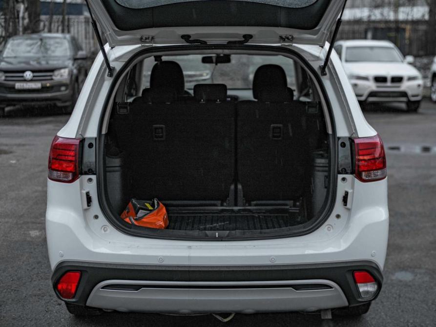 Mitsubishi Outlander III Рестайлинг 3 Санкт-Петербург  - изображение 15