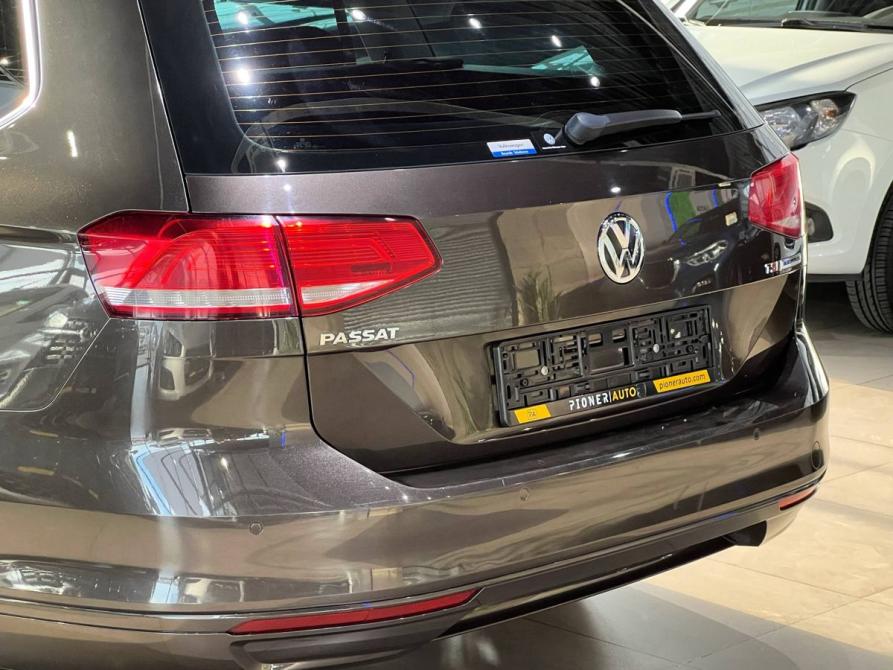 Volkswagen Passat B8 Оренбург  - изображение 10