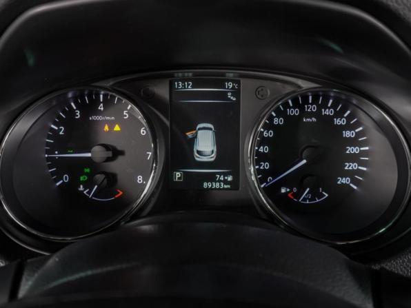Nissan Qashqai II с пробегом 2017 года, цена 1 999 000 рублей, 89383 км, внедорожник, Автокод Объявления