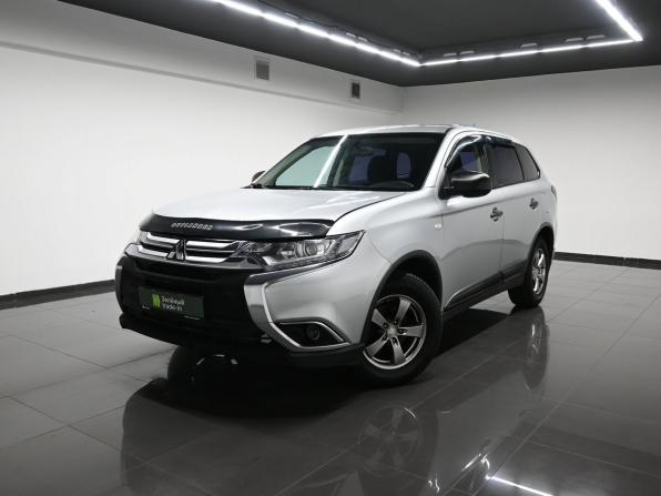 Mitsubishi Outlander III Рестайлинг 2 с пробегом 2015 года, цена 1 195 000 рублей, 249303 км, внедорожник, Автокод Объявления