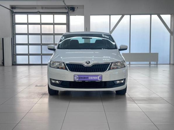 Skoda Rapid I Рестайлинг с пробегом 2019 года, цена 1 380 000 рублей, 87997 км, лифтбек, Автокод Объявления