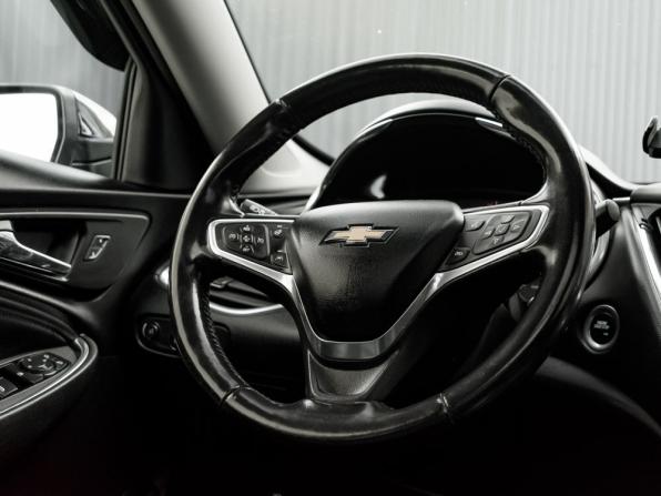 Chevrolet Malibu IX Рестайлинг с пробегом 2018 года, цена 1 350 000 рублей, 302482 км, седан, Автокод Объявления