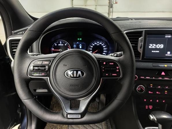 Kia Sportage IV с пробегом 2017 года, цена 1 940 000 рублей, 181147 км, внедорожник, Автокод Объявления