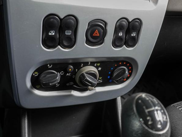 Renault Sandero I с пробегом 2010 года, цена 499 000 рублей, 185906 км, хэтчбек, Автокод Объявления
