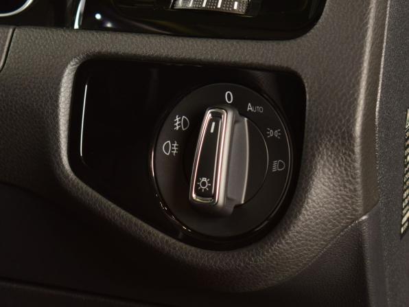 Volkswagen Golf VII Рестайлинг с пробегом 2020 года, цена 1 805 997 рублей, 60394 км, хэтчбек, Автокод Объявления