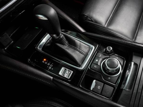 Mazda 6 III (GJ) Рестайлинг с пробегом 2016 года, цена 1 979 000 рублей, 190575 км, седан, Автокод Объявления