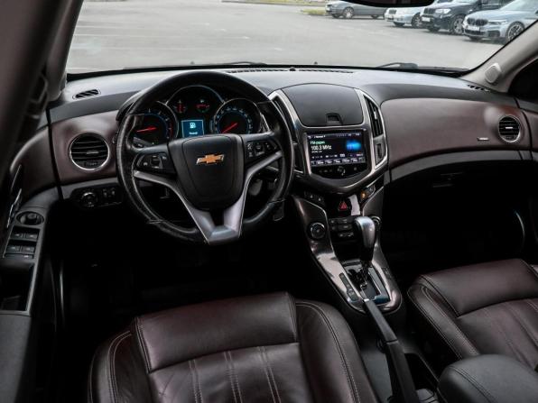 Chevrolet Cruze I Рестайлинг с пробегом 2014 года, цена 928 800 рублей, 141429 км, хэтчбек, Автокод Объявления