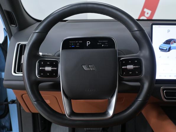 Li Auto (Lixiang) L7 I Рестайлинг с пробегом 2024 года, цена 6 840 000 рублей, 37000 км, внедорожник, Автокод Объявления