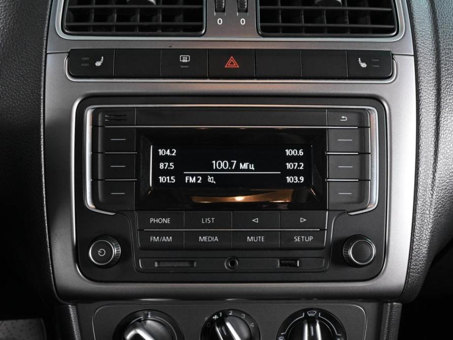Volkswagen Polo V Рестайлинг Ростов-на-Дону  - изображение 13