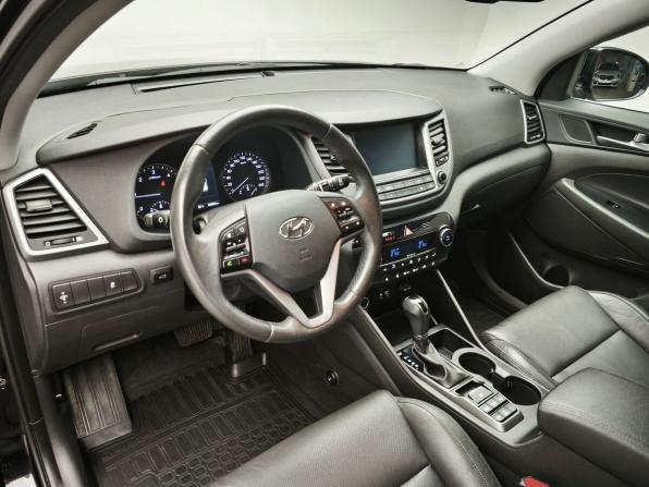 Hyundai Tucson III с пробегом 2017 года, цена 2 468 000 рублей, 35284 км, внедорожник, Автокод Объявления