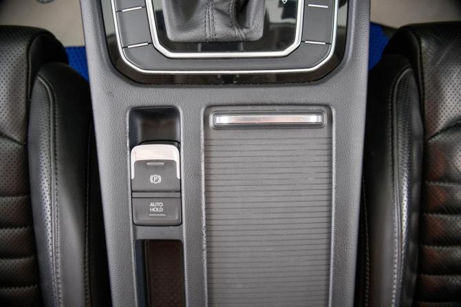 Volkswagen Passat B8 с пробегом 2015 года, цена 1 759 000 рублей, 111484 км, универсал, Автокод Объявления