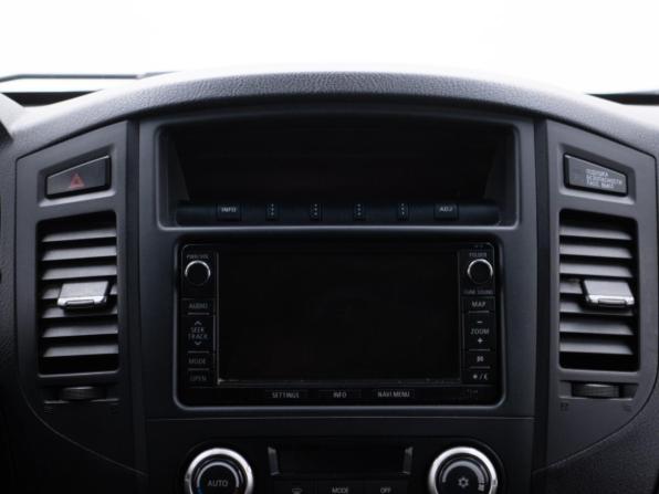 Mitsubishi Pajero IV Рестайлинг 1 с пробегом 2013 года, цена 1 920 000 рублей, 186963 км, внедорожник, Автокод Объявления