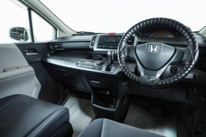 Honda Freed I с пробегом 2010 года, цена 1 099 000 рублей, 250000 км, компактвэн, Автокод Объявления