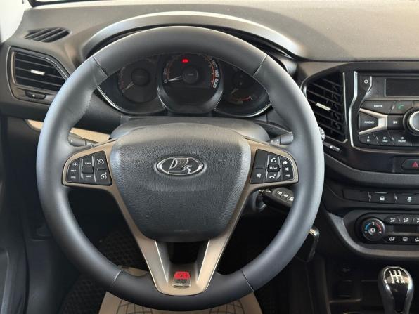 Lada (ВАЗ) Vesta I с пробегом 2019 года, цена 995 000 рублей, 64793 км, седан, Автокод Объявления