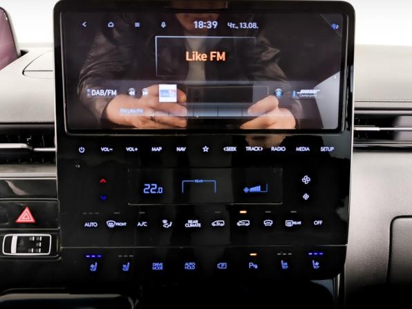Hyundai Staria I с пробегом 2024 года, цена 6 414 500 рублей, 10142 км, минивэн, Автокод Объявления