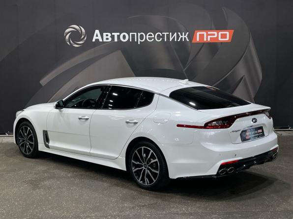 Kia Stinger I с пробегом 2018 года, цена 2 150 000 рублей, 148222 км, лифтбек, Автокод Объявления