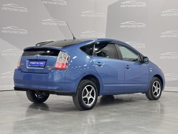 Toyota Prius II Рестайлинг (XW20) с пробегом 2009 года, цена 799 000 рублей, 217000 км, лифтбек, Автокод Объявления