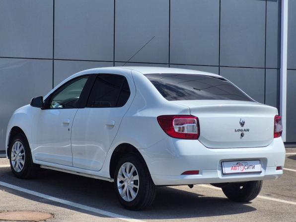 Renault Logan II Рестайлинг с пробегом 2022 года, цена 1 099 000 рублей, 74248 км, седан, Автокод Объявления