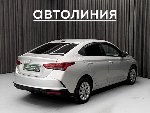 Hyundai Solaris II Рестайлинг с пробегом 2021 года, цена 1 390 000 рублей, 78000 км, седан, Автокод Объявления