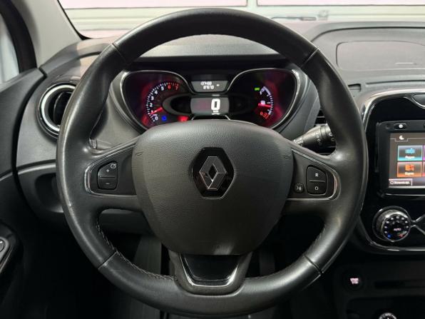 Renault Kaptur I с пробегом 2017 года, цена 1 470 000 рублей, 137498 км, внедорожник, Автокод Объявления