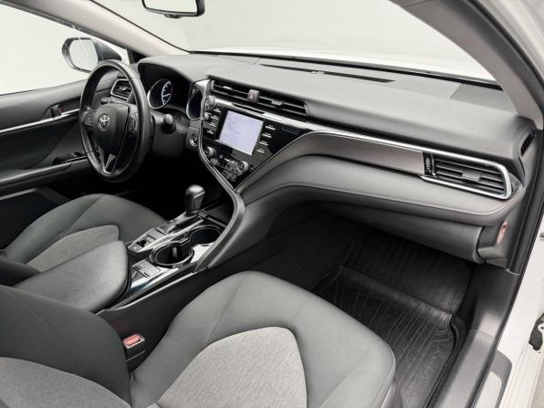 Toyota Camry VIII (XV70) с пробегом 2018 года, цена 2 065 000 рублей, 92940 км, седан, Автокод Объявления
