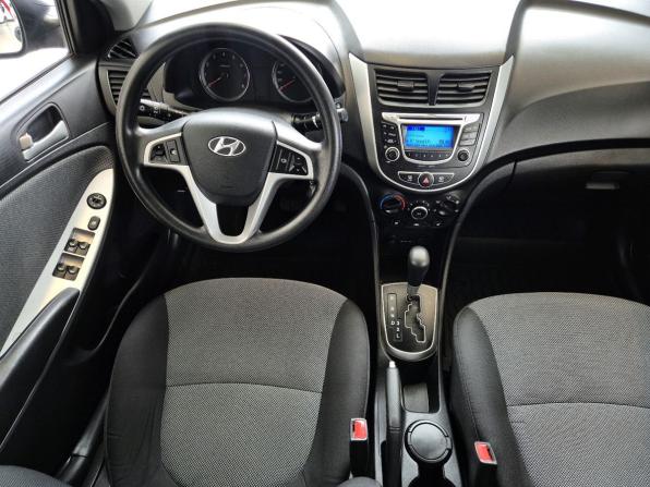 Hyundai Solaris I с пробегом 2013 года, цена 869 000 рублей, 107691 км, седан, Автокод Объявления