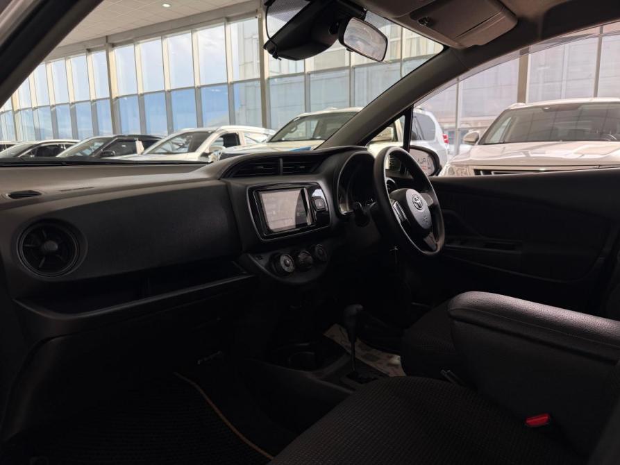 Toyota Vitz III (XP130) Рестайлинг Новороссийск  - изображение 10
