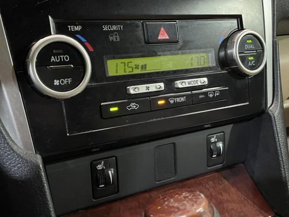 Toyota Camry VII (XV50) с пробегом 2012 года, цена 1 170 000 рублей, 386747 км, седан, Автокод Объявления