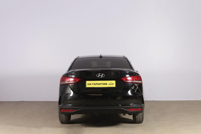 Hyundai Solaris II с пробегом 2020 года, цена 1 299 000 рублей, 348467 км, седан, Автокод Объявления