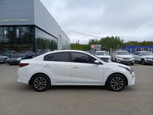 Kia Rio IV Рестайлинг с пробегом 2021 года, цена 1 400 000 рублей, 142626 км, седан, Автокод Объявления