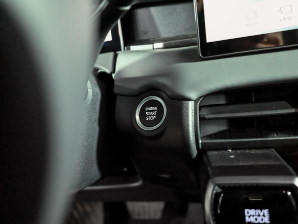 Toyota RAV4 VI (XA60) с пробегом 2026 года, цена 4 190 000 рублей, 28 км, внедорожник, Автокод Объявления