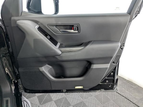 Toyota Land Cruiser 300 Series с пробегом 2024 года, цена 12 225 000 рублей, 35000 км, внедорожник, Автокод Объявления
