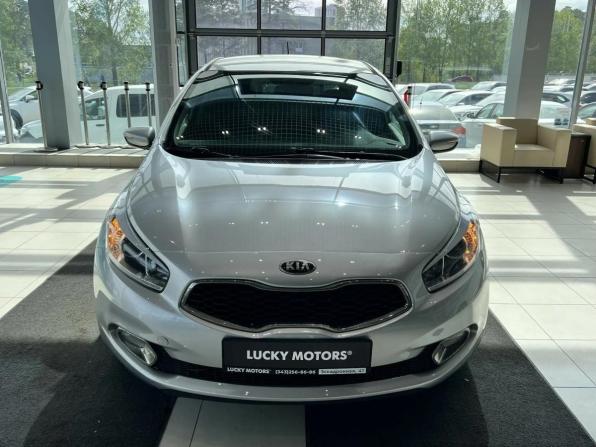 Kia Ceed II с пробегом 2013 года, цена 1 095 000 рублей, 185749 км, хэтчбек, Автокод Объявления