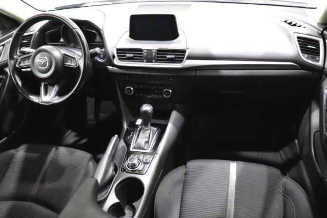 Mazda 3 III (BM) Рестайлинг с пробегом 2018 года, цена 1 510 000 рублей, 66450 км, седан, Автокод Объявления