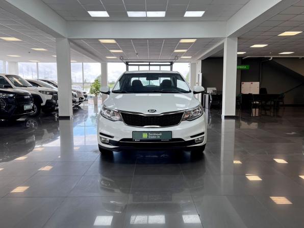 Kia Rio III Рестайлинг с пробегом 2016 года, цена 995 000 рублей, 156383 км, седан, Автокод Объявления