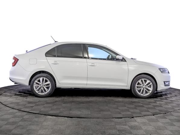Skoda Rapid I Рестайлинг с пробегом 2018 года, цена 1 310 000 рублей, 117253 км, лифтбек, Автокод Объявления