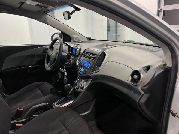 Chevrolet Aveo II с пробегом 2014 года, цена 596 000 рублей, 134718 км, седан, Автокод Объявления
