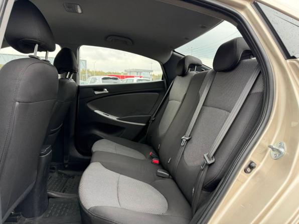 Hyundai Solaris I с пробегом 2011 года, цена 450 000 рублей, 323000 км, седан, Автокод Объявления
