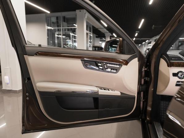 Mercedes-Benz S-Класс V (W221) Рестайлинг с пробегом 2010 года, цена 2 500 000 рублей, 196964 км, седан, Автокод Объявления