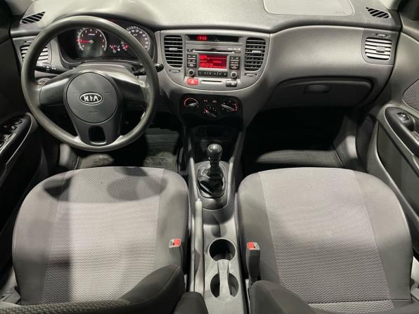 Kia Rio II Рестайлинг с пробегом 2010 года, цена 395 000 рублей, 186273 км, хэтчбек, Автокод Объявления