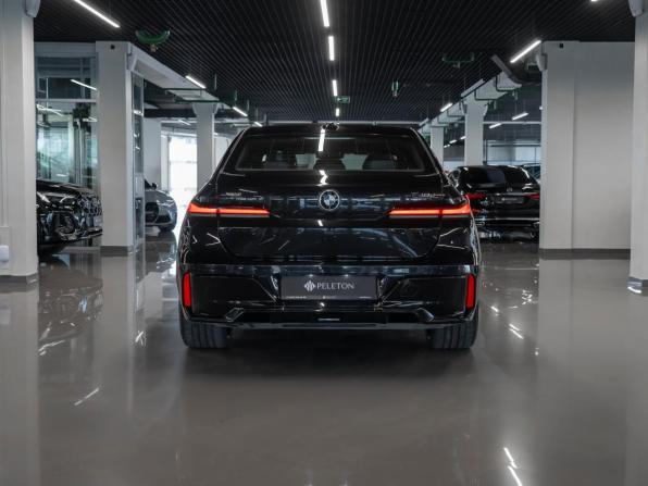 BMW 7 серии VII (G70) с пробегом 2023 года, цена 11 650 000 рублей, 73435 км, седан, Автокод Объявления