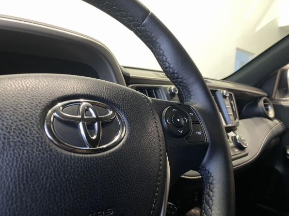 Toyota RAV4 IV (XA40) Рестайлинг с пробегом 2019 года, цена 2 819 900 рублей, 160969 км, внедорожник, Автокод Объявления