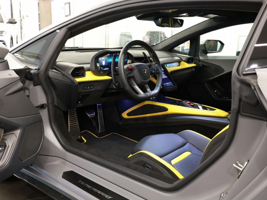 Lamborghini Temerario Москва  - изображение 14