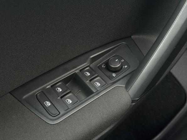 Volkswagen Tiguan II Рестайлинг с пробегом 2021 года, цена 2 399 000 рублей, 89918 км, внедорожник, Автокод Объявления