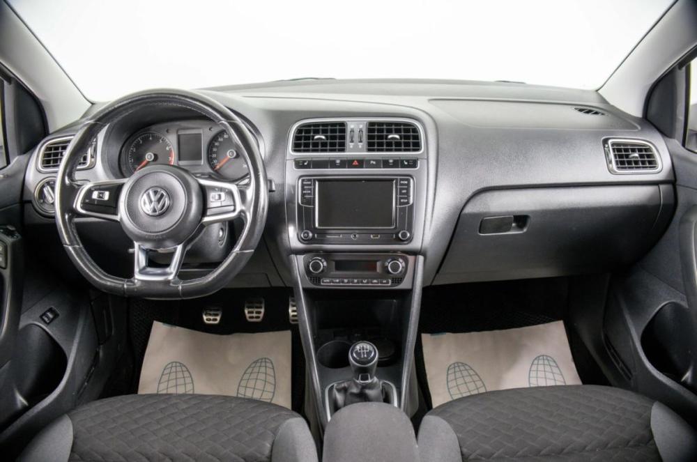 Volkswagen Polo V Рестайлинг Пермь  - изображение 12